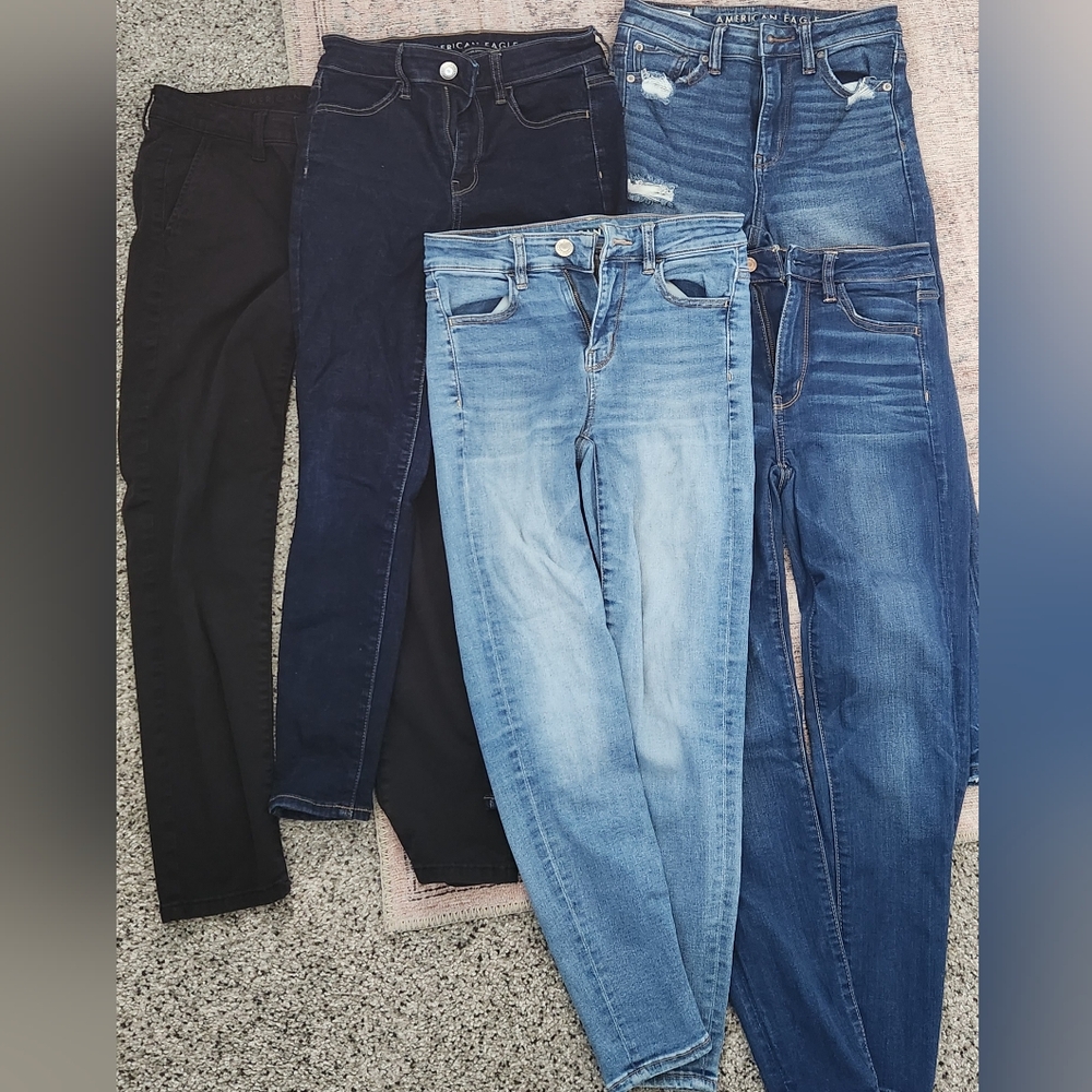 SALE: LOT American Eagle Outfitters X-short Size 2 Women's Denim